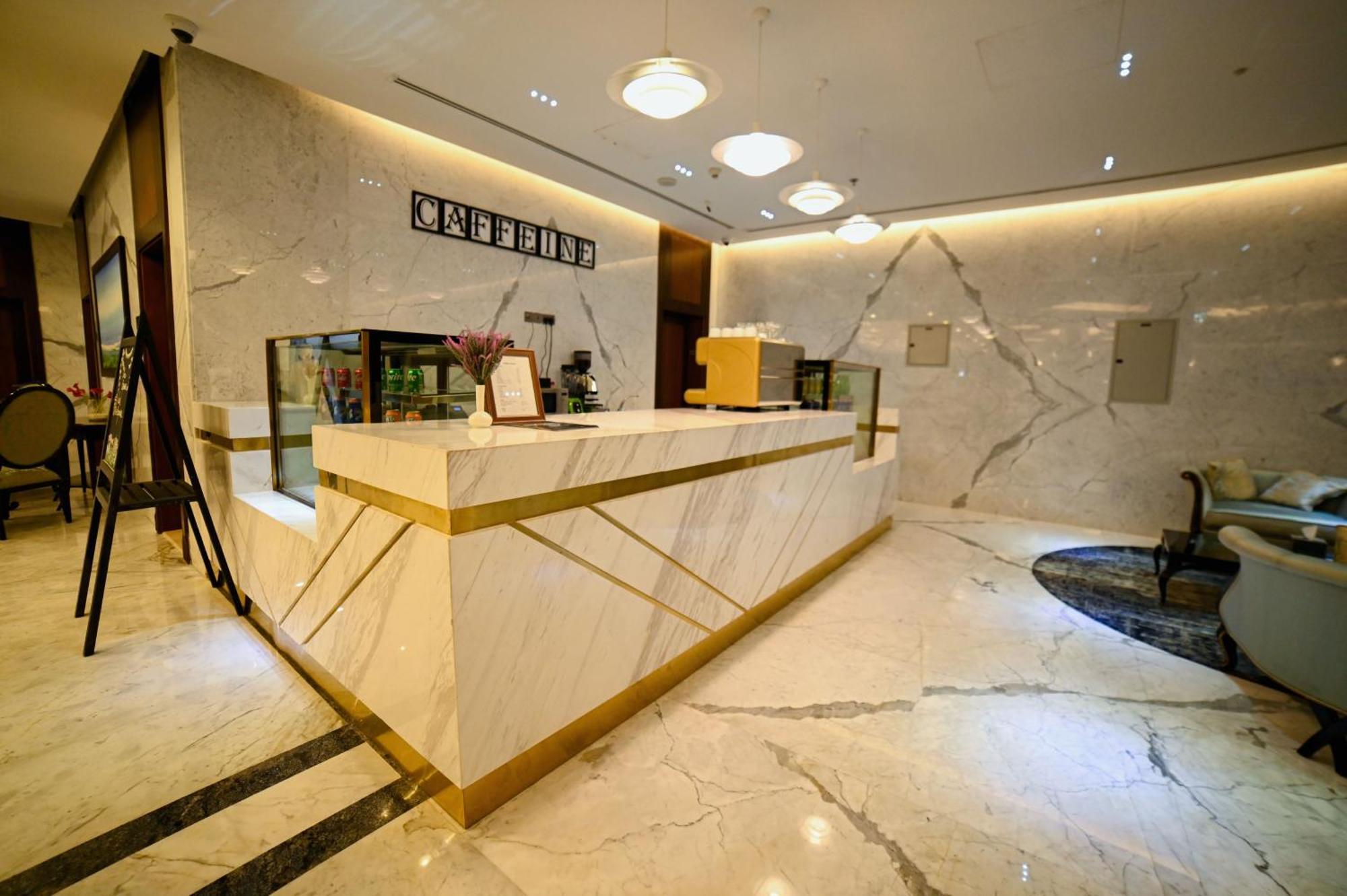 Seven Seas Hotel Dubai Exterior foto