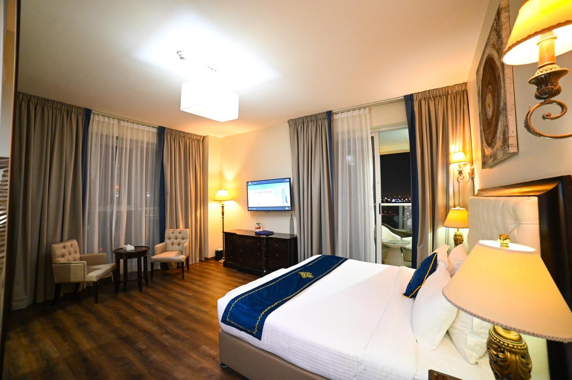 Seven Seas Hotel Dubai Exterior foto